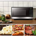1.1 cu. ft. Microwave  Black And Decker-EM031MNR-STEEL