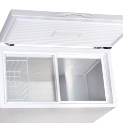 15.1  Cu. Ft. Chest Freezer  Blackpoint-BP15.1FZS-CANADA